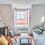 Charming Apartment For 2 People - Paris 11