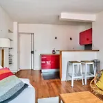 Charming Apartment For 2 People - Paris 11