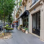 Cozy Studio In The Heart Of Paris - Your Perfect Home Away From Home