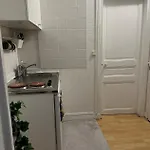 Private Room In Center Paris