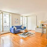 Bright Parisian Flat - Marais