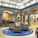 La Clef Louvre Paris By The Crest Collection