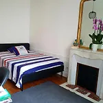 Quarto Proximo A Torre Eiffel