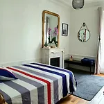 Quarto Proximo A Torre Eiffel