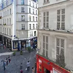 Authentic Apartment Marais