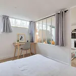 Appartement Refait à neuf proche Arc Triomphe 4P