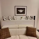 Read Well - Spare Double Bedroom In Cosy Appartment Close To Convention Center In 15Th District