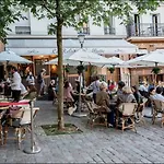 Amelie Poulain Studio In Heart Of Montmartre