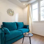 Cosy Apartment In Paris