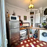 Paris 2 Bedrooms Chic Apartment 18Th District