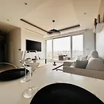 Luxury Flat With Terrace & Eiffel Tower View