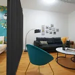 Fresh & Floral - Large Studio For 4 - Batignolles