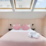 Maison Au Coeur De Montmartre