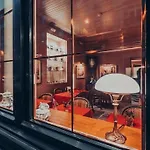 New Orient Hotel