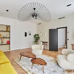 Apartement Place Vendome By Studioprestige