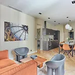 Apartement Place Vendome By Studioprestige