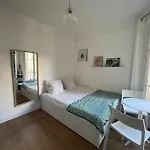 Joli Appartement Pres De Montmartre