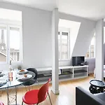 Guestready -Cozy Apartment With Eiffel Tower View