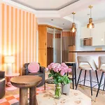 Cosy & Design Apartment 4 Guests - Eiffel Tower