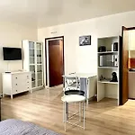Anthony\'S Residence