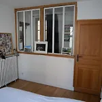 Amazing 1 Bedroom Apartment At Abbesses