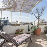 Breathtaking 2Bd Apartment Roof-Top Patio 19E!