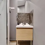 Modern Studio Near Gare De L Est