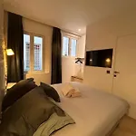 Louvre -Notre Dame 2Bd, 2Bath Ac