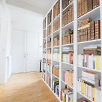 Appartement D\'Une Chambre Pres De Montmartre