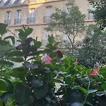 Paris Chic Trocadero