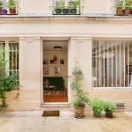Bright Apartment In The 10Arr. - 4 People