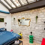 Relais Cocorico Artist Studio Glass Roof With Ac
