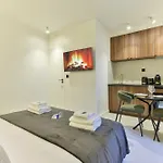 Beautiful 1-Bedroom Apartment 2Pers Rue Du Commerce Eiffeil Tower