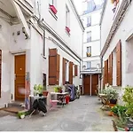 Very Cosy Flat Center Of Montmartre