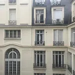 Champs-Elysees