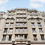 Pick A Flat\'S Apartment In Triangle D\'Or - Pierre 1Er De Serbie