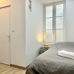 Modern Comfort In Paris 15Th District In Lakanal