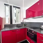 Welcoming Apartment Near The Louvre