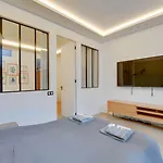 Bluestay 40 - Superb Apartment In Paris