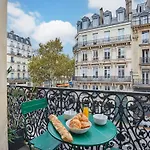 Magnificent New Apartment Beaubourg Le Marais