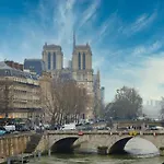 Oniri - Serviced Apartments Notre Dame - Quai Des Grands Augustins