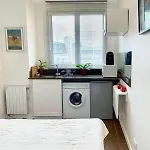 Private Studio 15M2 A Porte Maillot