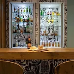 Ibis Paris Canal Saint Martin