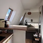 Studio Paris 10Eme