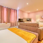 Luxury Suite Paris Republique