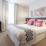 Luxury Montaigne