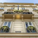 Luxury Montaigne