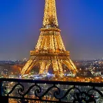 Luxury Montaigne