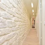 Spacious Apartment - 3Br-8P - Moulin Rouge