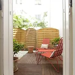 Studio Montonnerre Avec Terrasse Proche Necker Et Montparnasse